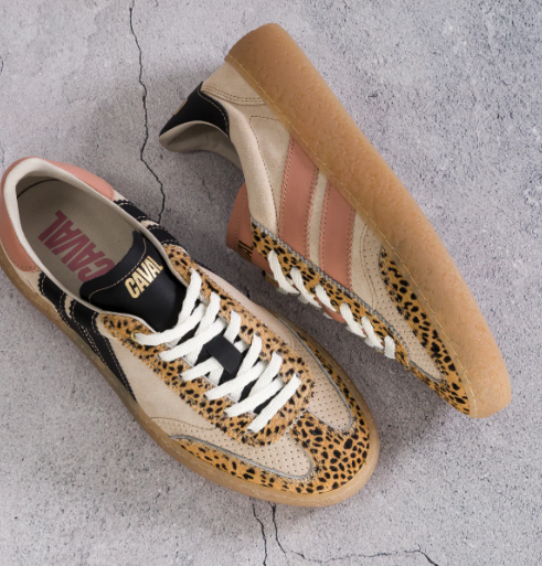 Baskets Pink Roar CAVAL